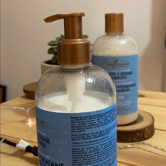 Shea Moisture Shampoo and Conditioner - Picture 3 of 6